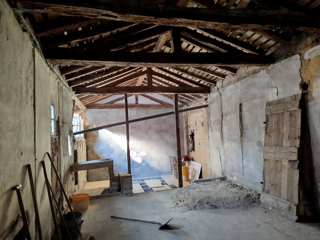 Appartement à MONTREVEL-EN-BRESSE