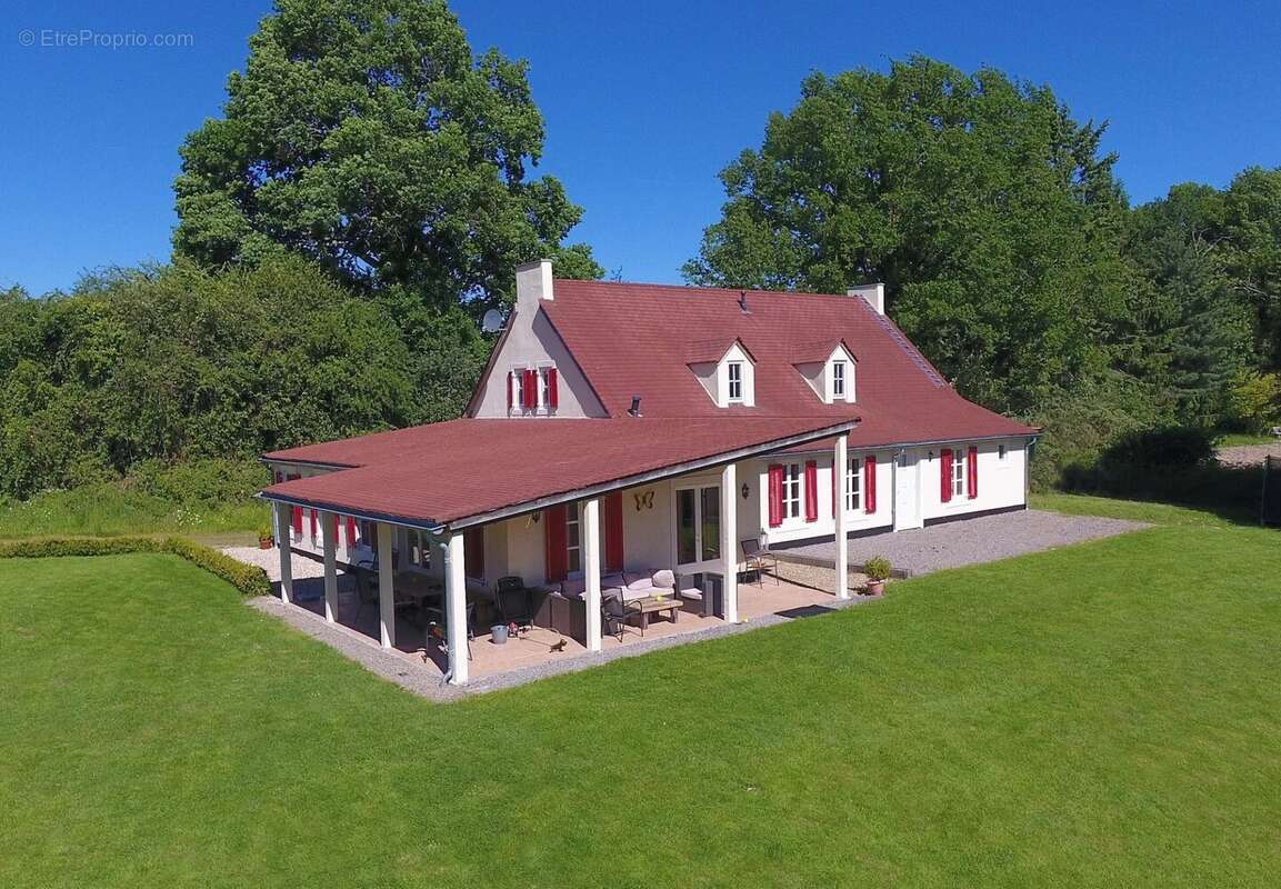 Maison à SAINT-SULPICE-LES-FEUILLES