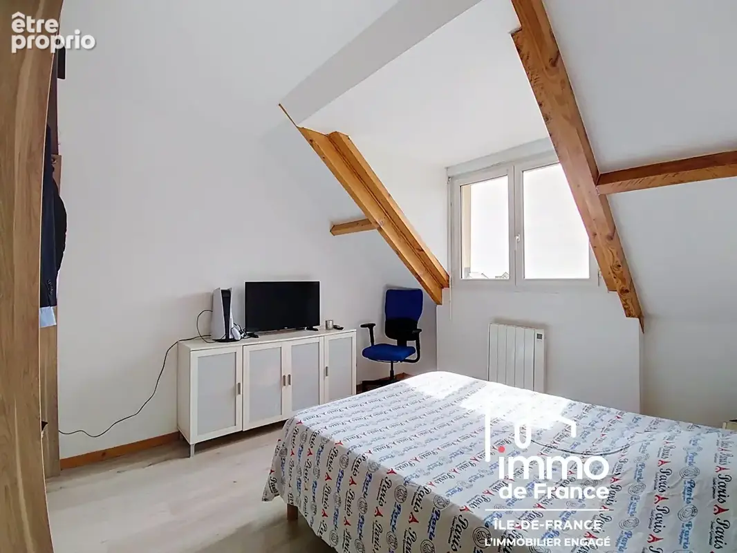 Maison 7 pièces 150m² à vendre - BAILLEAU LE PIN - photo 10
