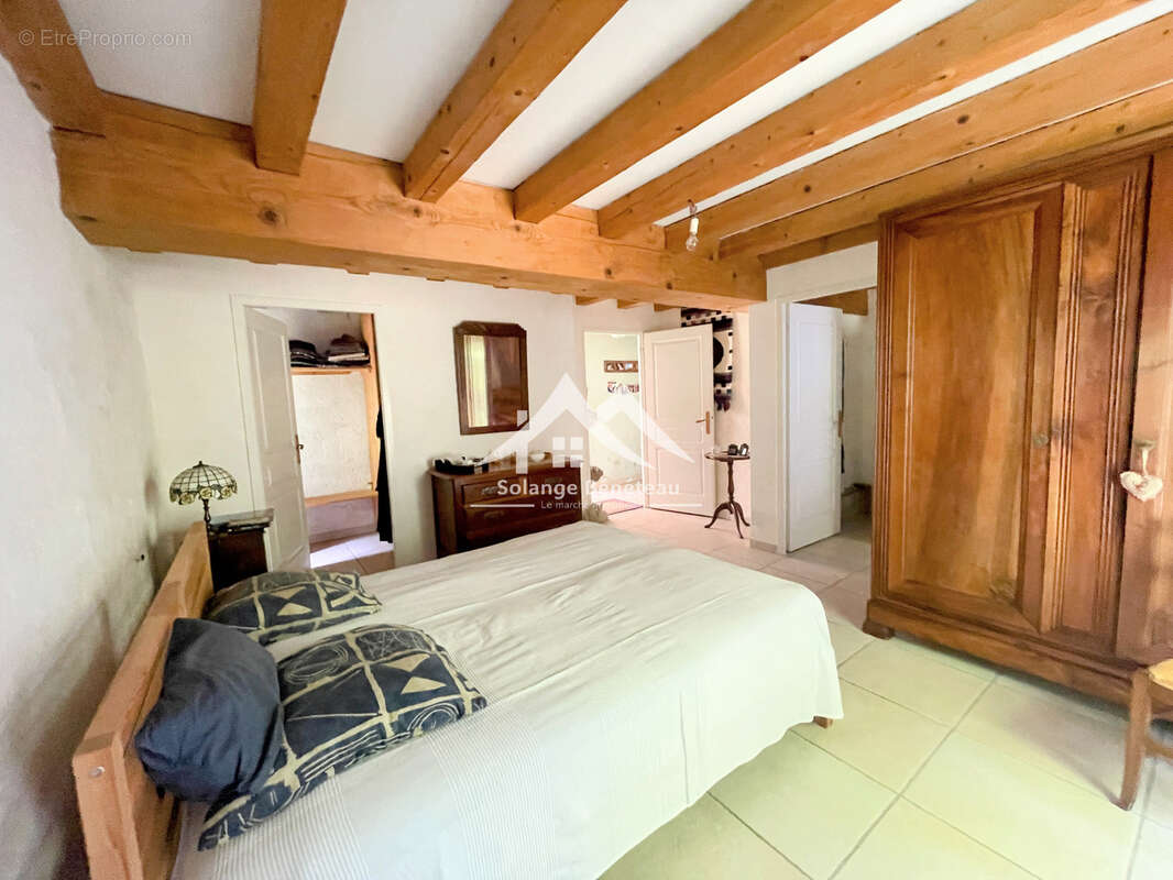 Maison à CAUBEYRES