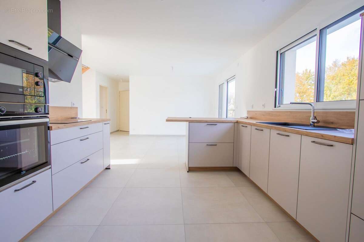 Maison à CHAMP-SUR-LAYON