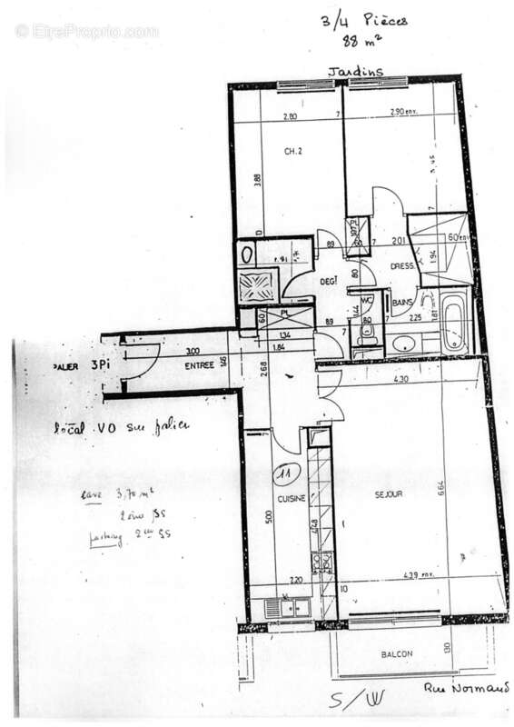 Appartement à COURBEVOIE