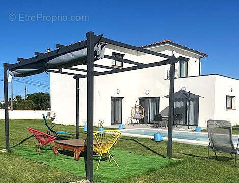 Maison à SAINT-HILAIRE