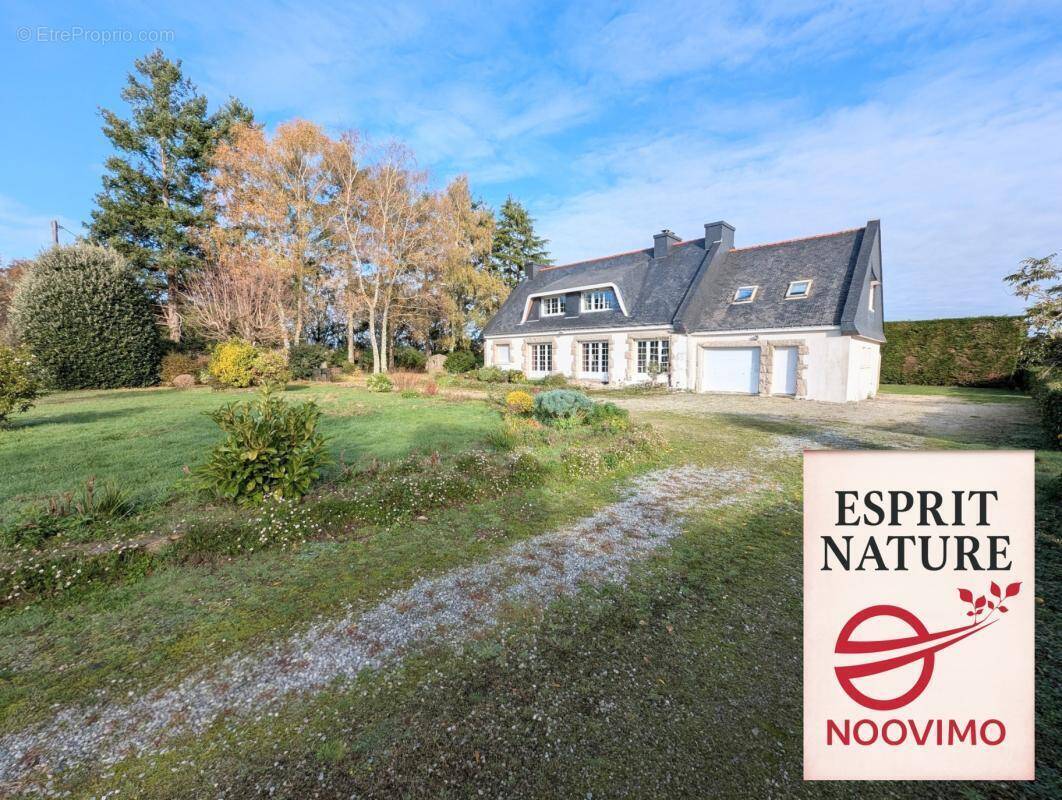 Maison à PLOUGOUMELEN