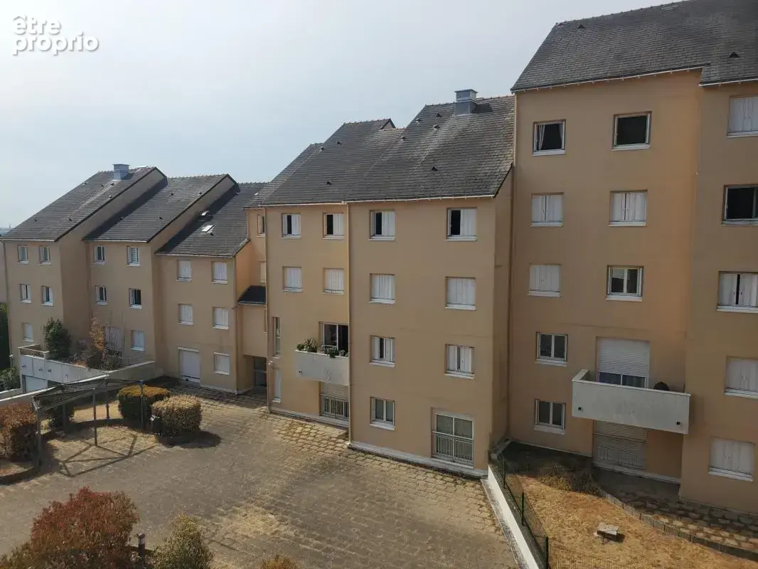 Appartement T4 A NANTES proche ZOLA- 3ème étage - photo 2