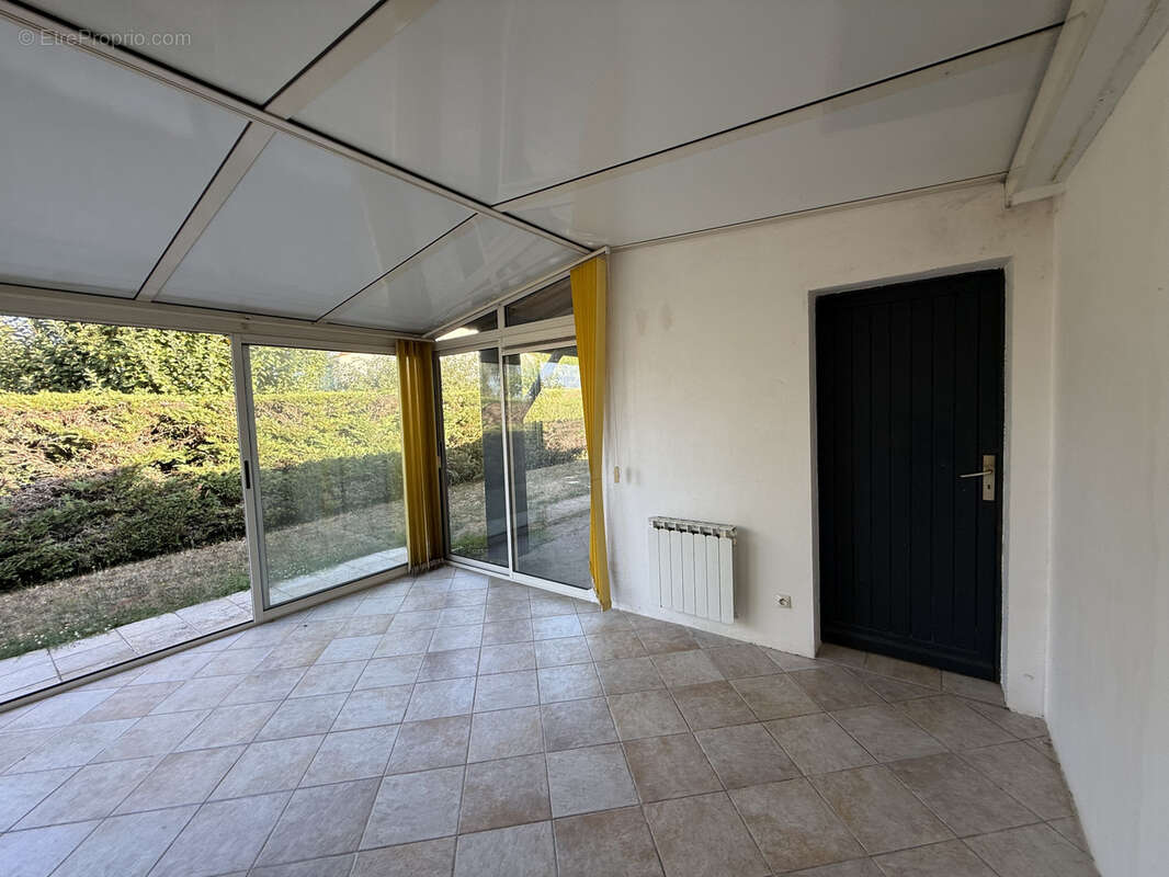 Maison 4 chambres double garage et jardin - photo 6