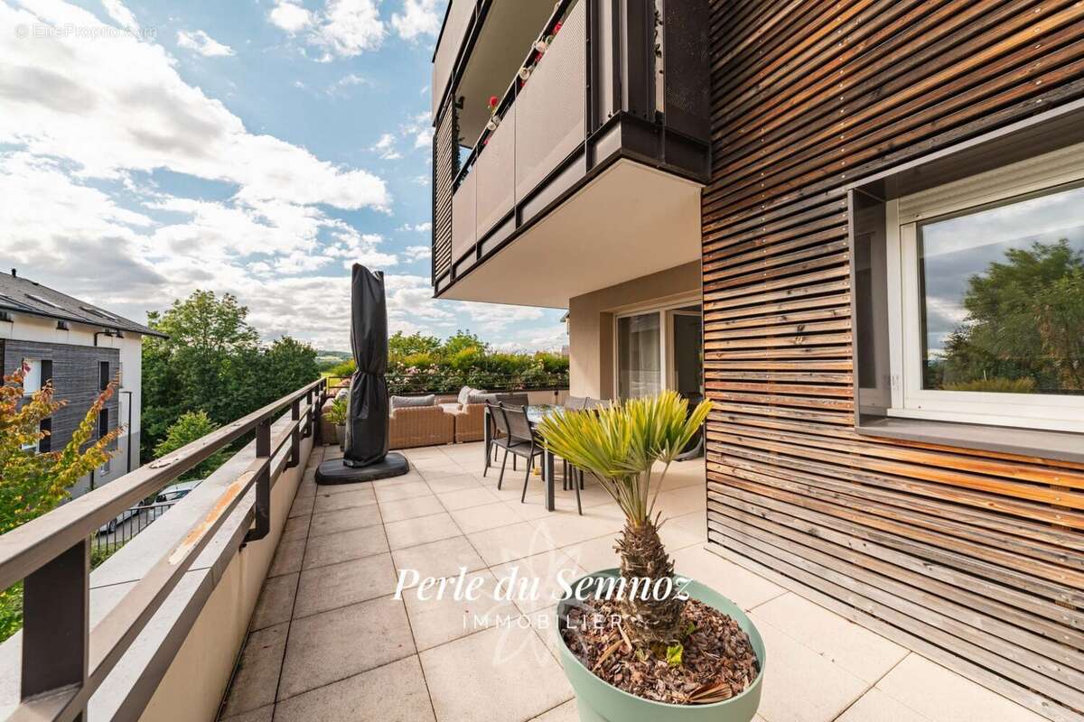 Appartement à SEYNOD
