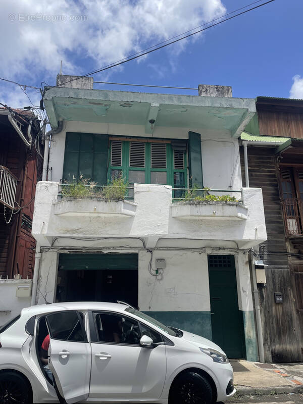 Maison à POINTE-A-PITRE