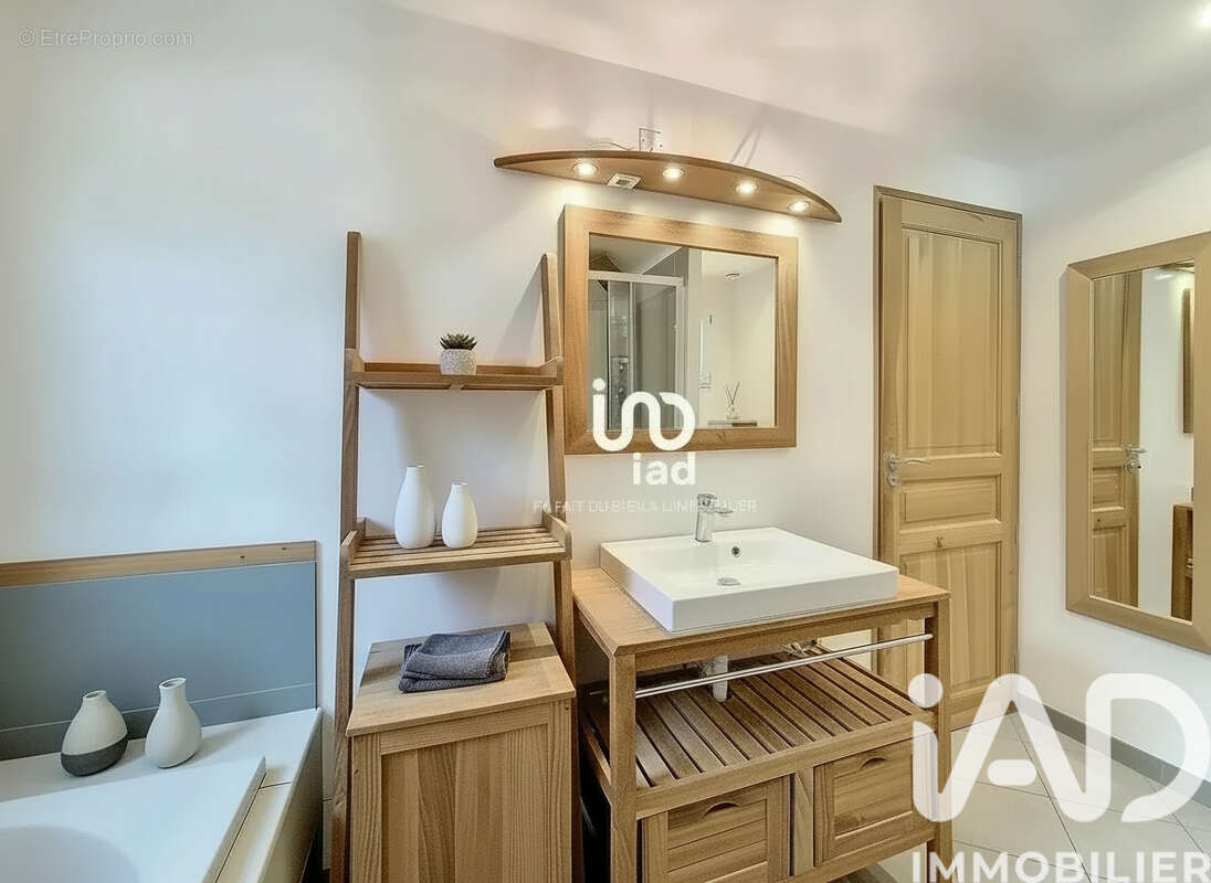 Photo 8 - Maison à FOLLAINVILLE-DENNEMONT