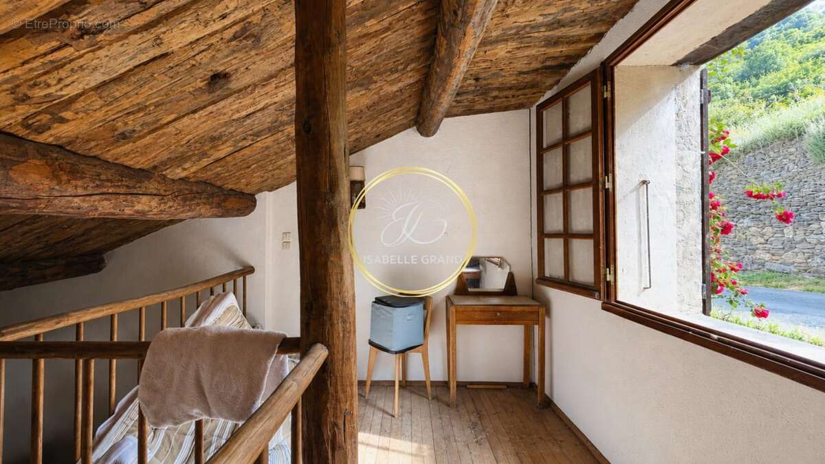 Maison à OLETTE