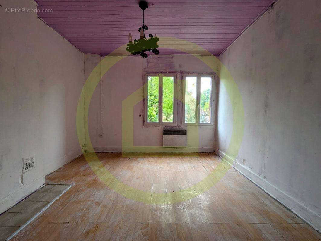 Maison à SAINT-BONNET-EN-BRESSE