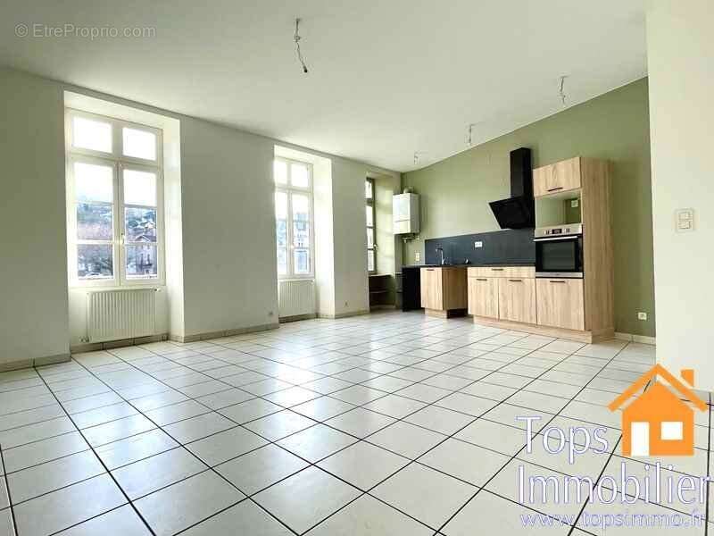 Maison à VILLEFRANCHE-DE-ROUERGUE