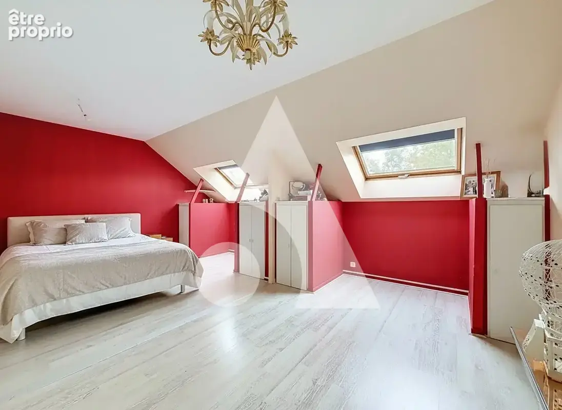 Duplex 169 m2 avec terrasse, véranda, garage et parking au Centre Ville - photo 13