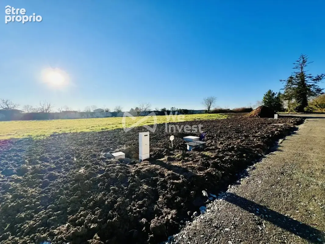 Terrain 808 m² à Luzillat  - photo 6