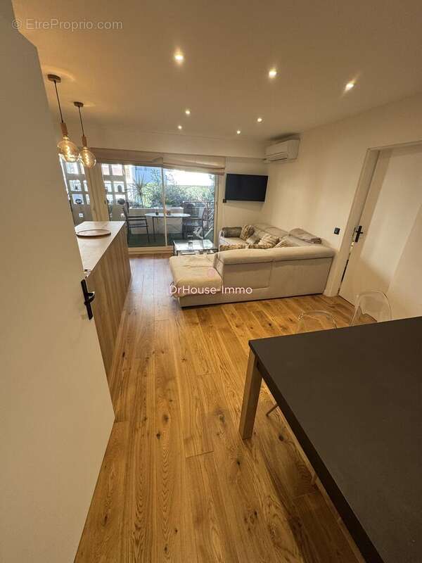 Appartement à MARSEILLE-8E