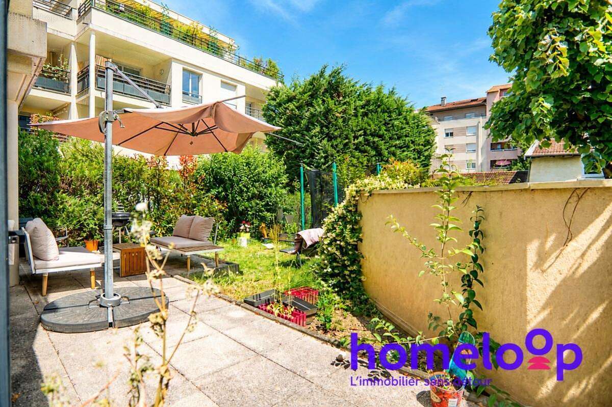 Appartement à LYON-8E