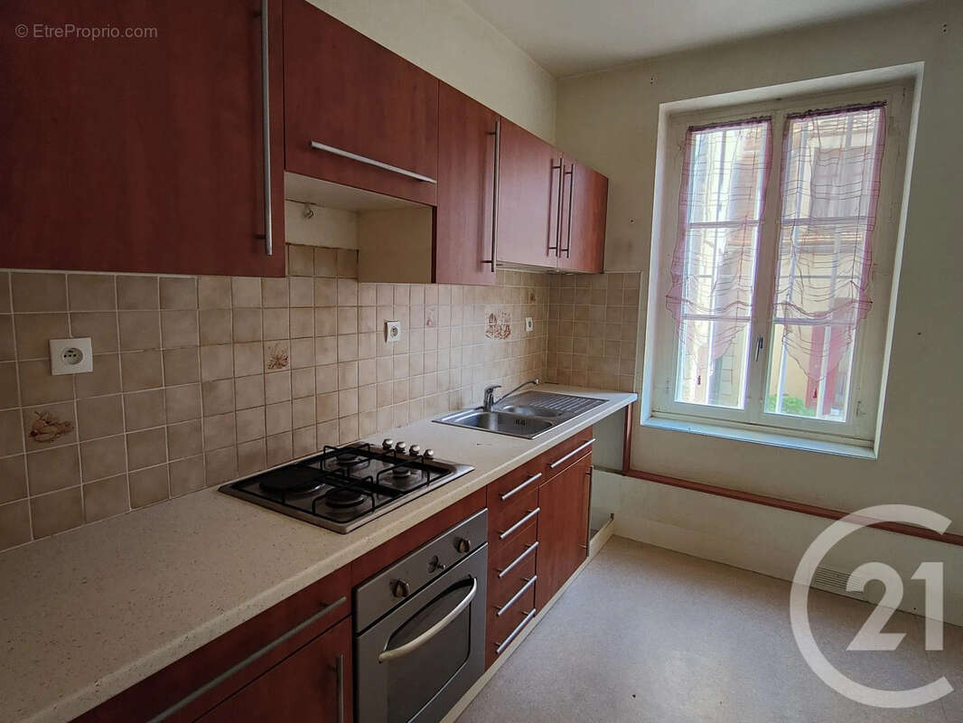 Appartement 82 m² à Cosne-Cours-Sur-Loire  - photo 5