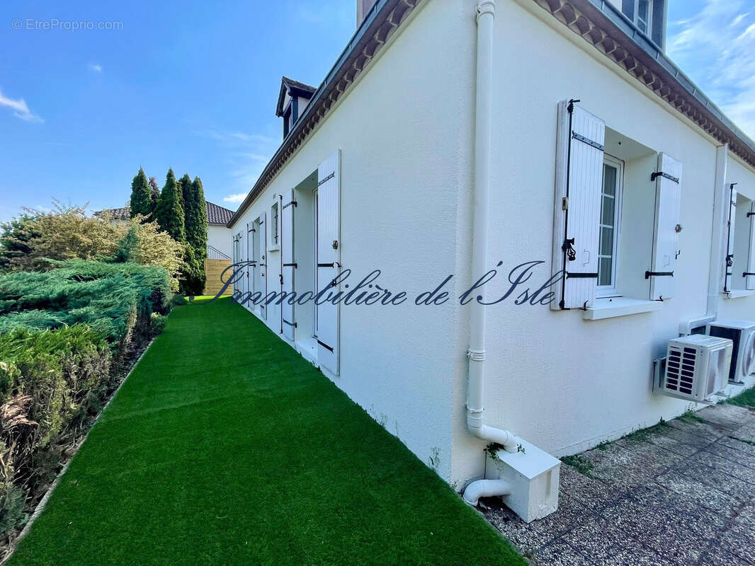 Maison à COULOUNIEIX-CHAMIERS