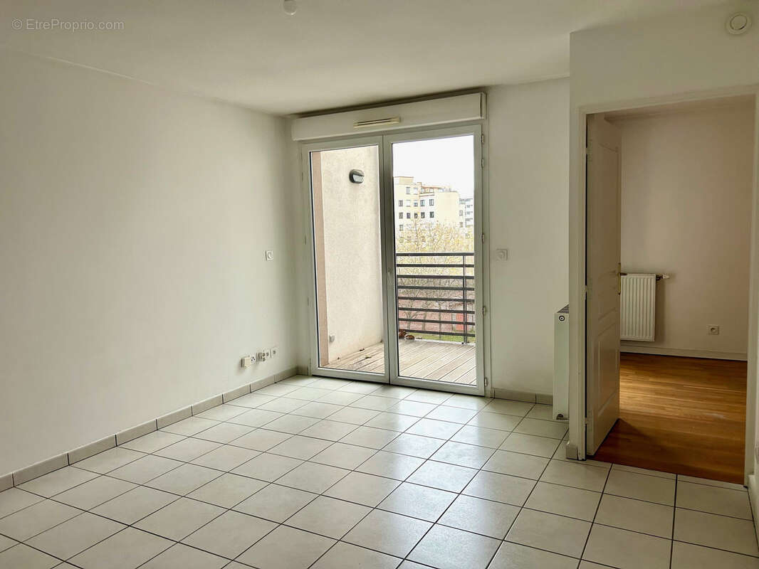 Appartement à LYON-8E