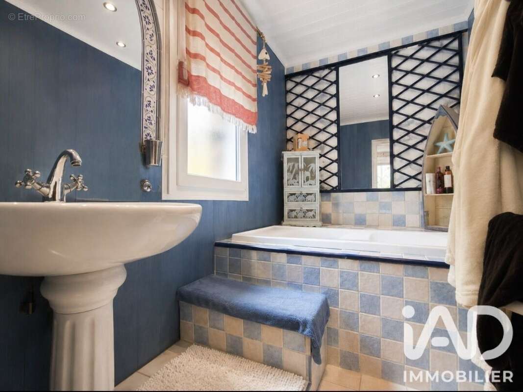 Maison 121 m² à Bonningues-Les-Ardres  - photo 3