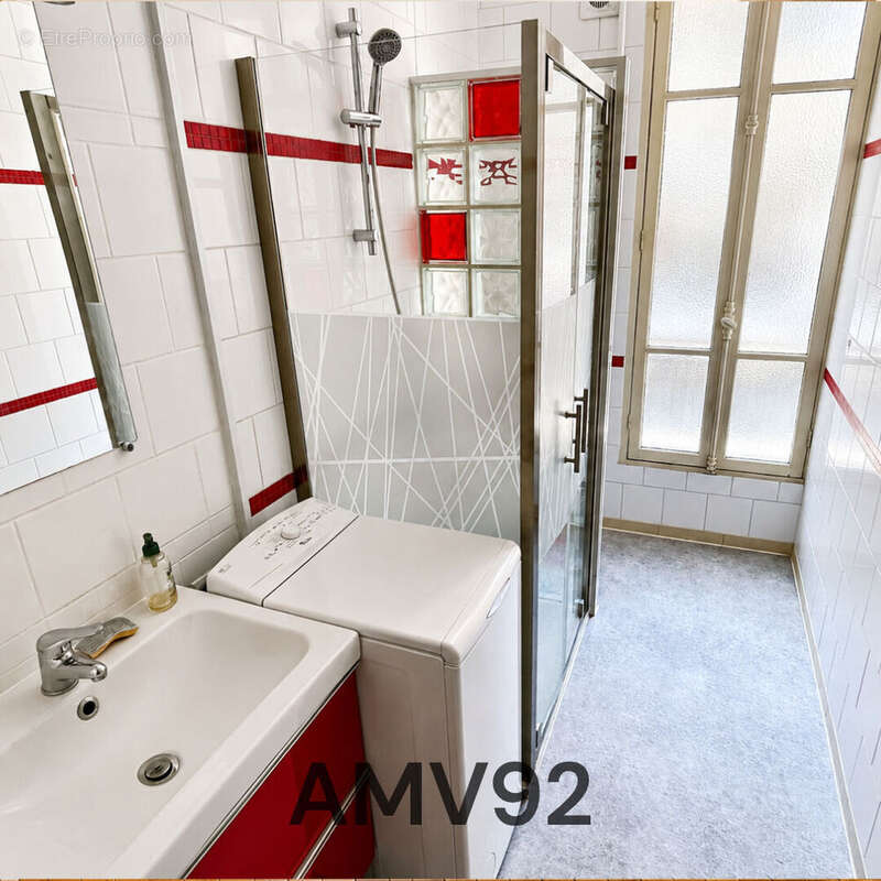 Appartement à LA GARENNE-COLOMBES