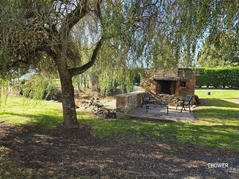 Maison à SAINT-BARBANT