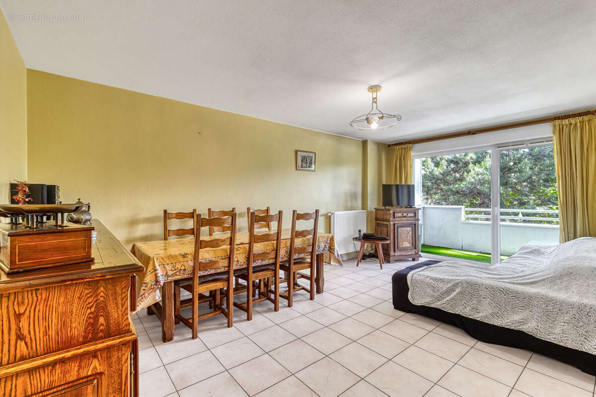 Appartement à ANNECY-LE-VIEUX