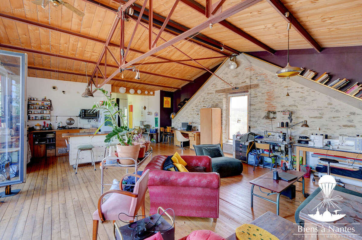 A vendre loft Vertou avec terrasse - photo 6