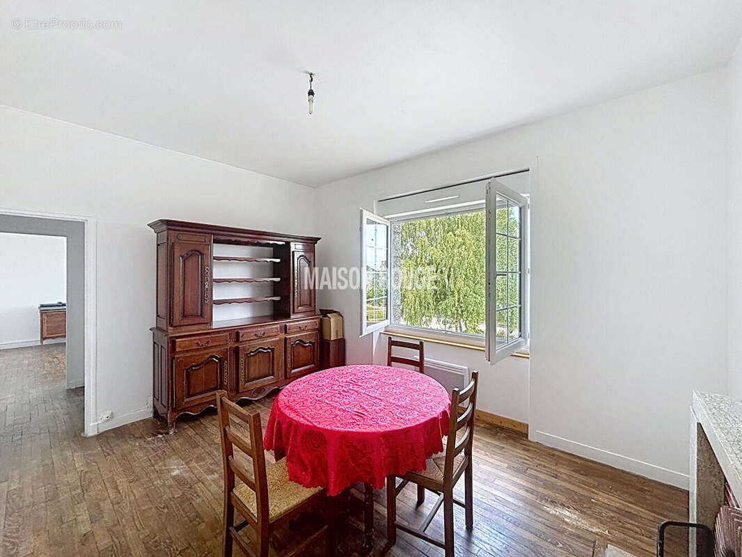 Appartement proche commerces et gare - photo 3