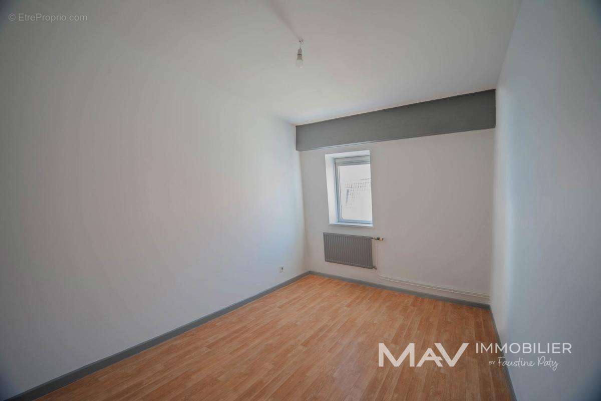 Saint-omer - maison 3 chambres avec garage a proximite du centre ville - photo 7