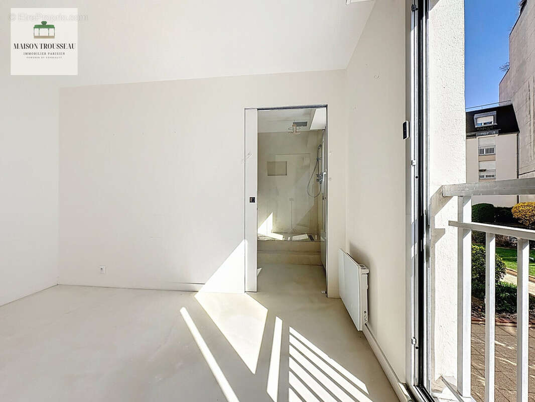 Appartement à PARIS-19E