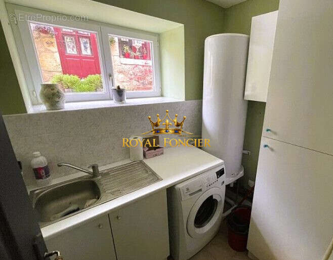 Maison 123 m² à La Guerche  - photo 8