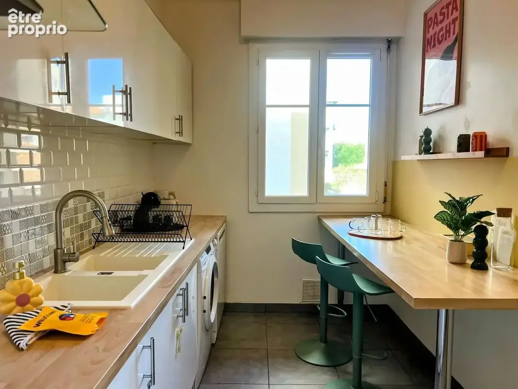 Nice ouest- 3 pieces de 82m en excellent etat - photo 6