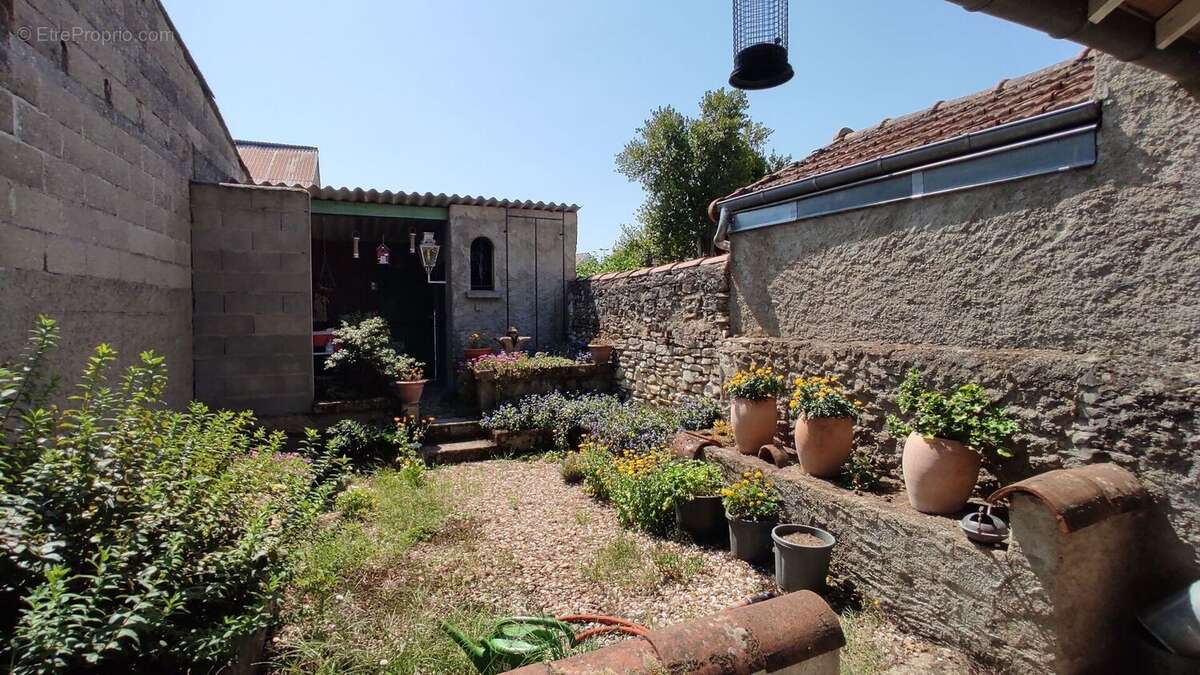 Maison à CHATELLERAULT