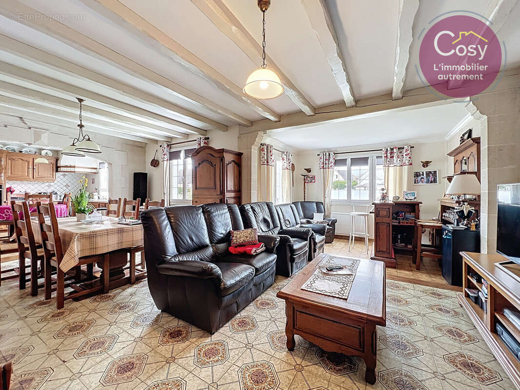 Maison à VIC-SUR-AISNE