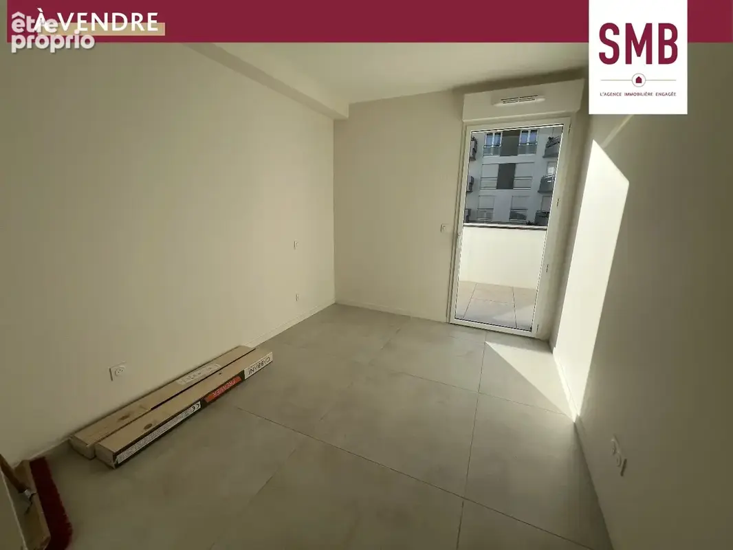 Pau : Appartement T5 avec 2 grandes terrasses, 1 jardin privatif, 1 garage pour 2 véhicules en Sous-sol - photo 3