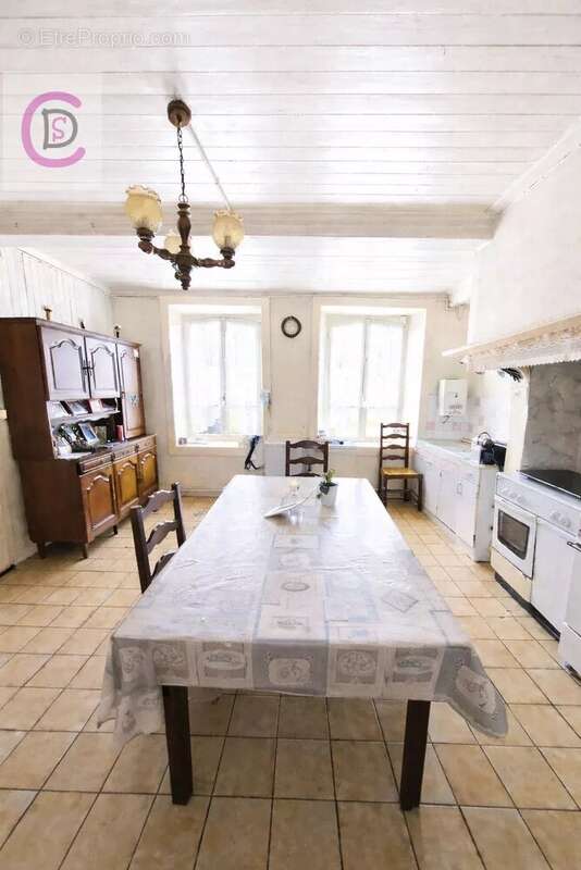 Maison à TOURLAVILLE