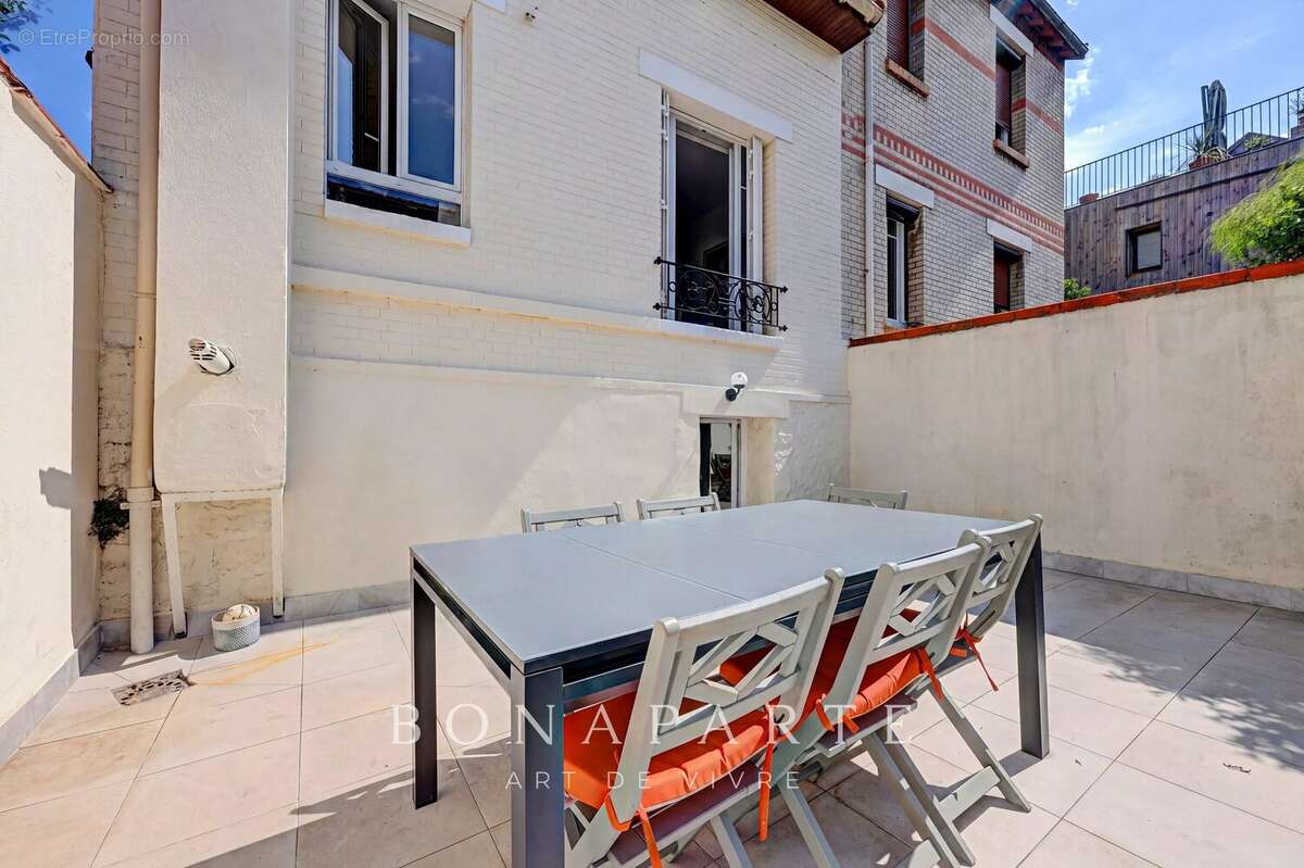 Malakoff - Maison de ville de 5 pièces – 90 m² - photo 9
