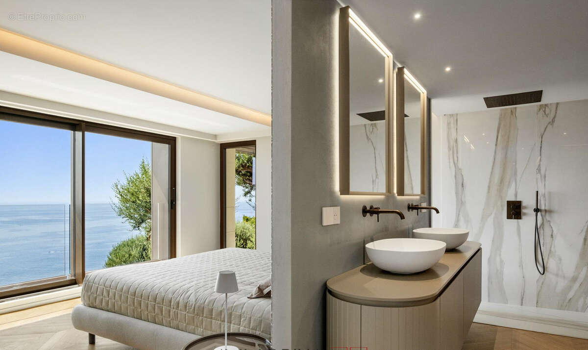 Maison à ROQUEBRUNE-CAP-MARTIN