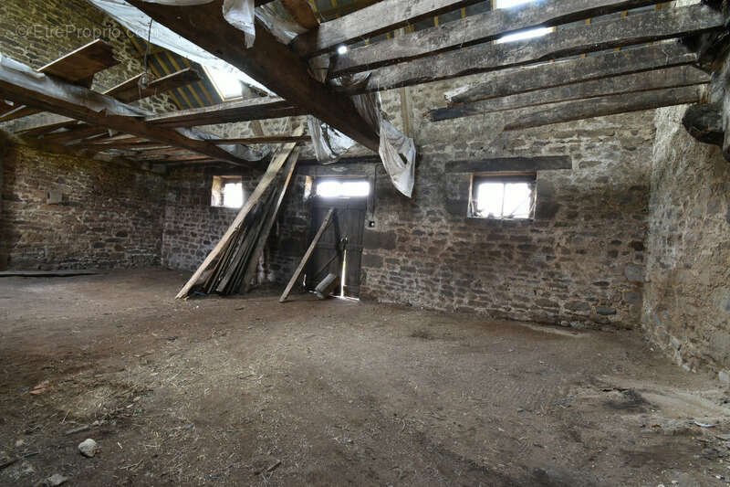 Maison à SAINT-FRAIMBAULT