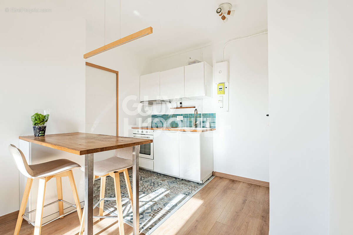 Appartement à PARIS-19E