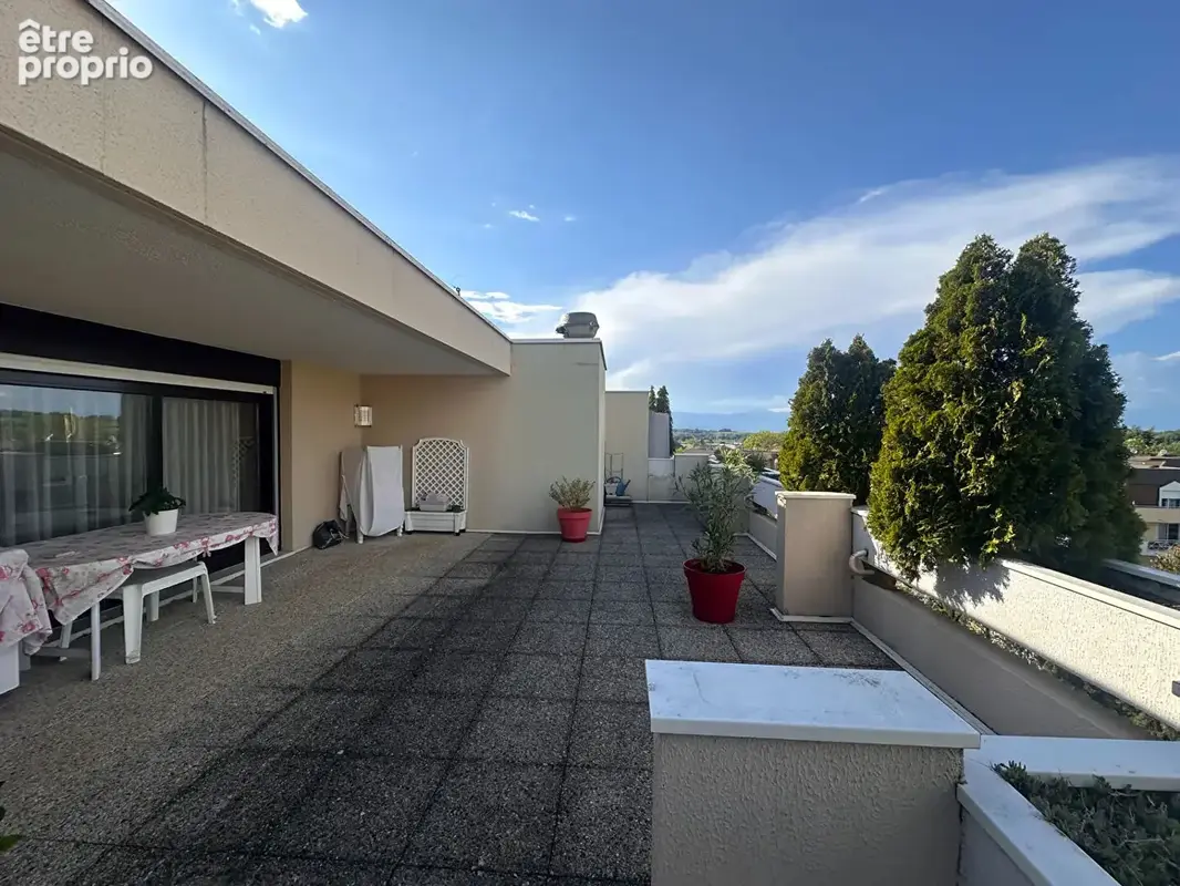 À Vendre  - Superbe Attique Duplex de 157,36 m² avec Terrasse Panoramique à Annemasse limite Ville-La-Grand - photo 11