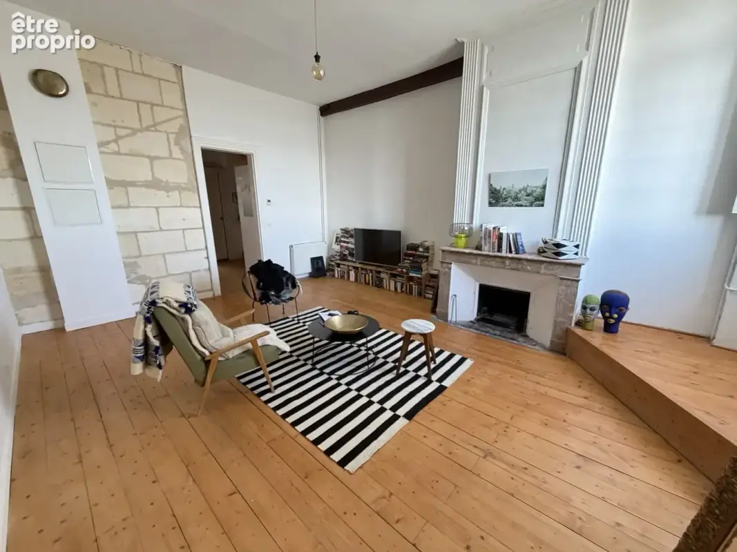 Duplex de charme au dernier étage - Emplacement prestigieux au coeur de Bordeaux - photo 2