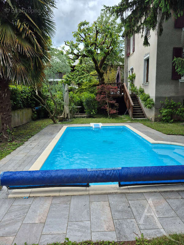 EXCLUSIVITE - Villa de charme des années 30 - 168 m²  - Jardin arboré, piscine, terrasses - Calme et élégance - photo 6