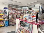 Photo 1 - Commerce à CHATONNAY