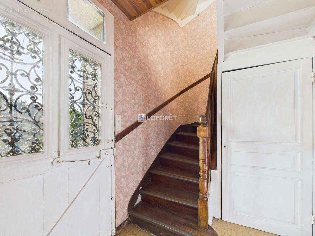 Maison à PONT-DE-BUIS-LES-QUIMERCH