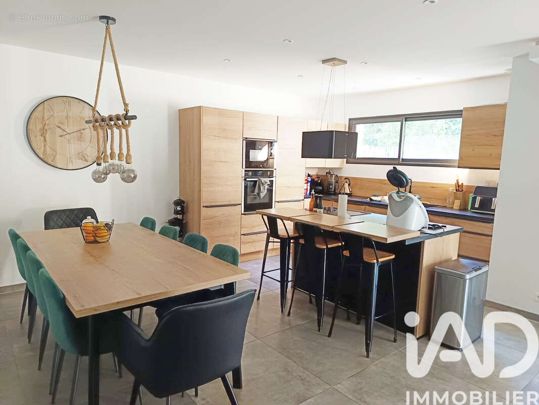 Photo 2 - Maison à LA CHAPELLE-SUR-ERDRE