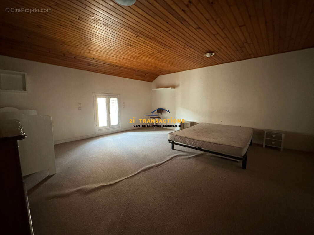 Appartement à GENILAC