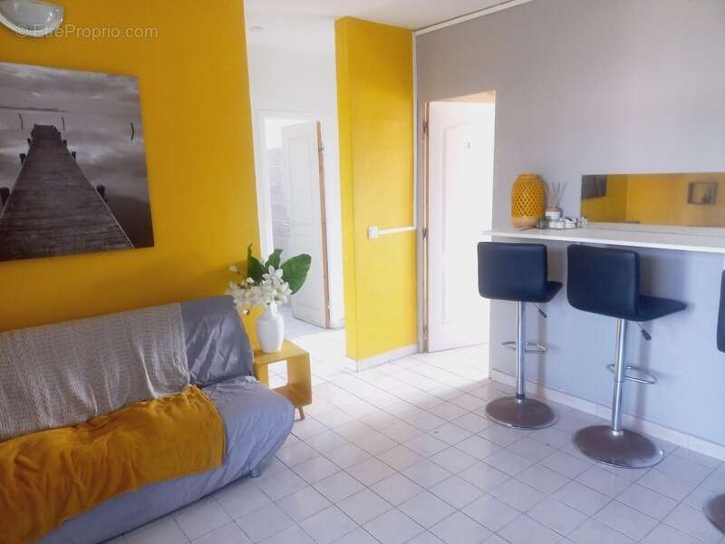 Appartement à LES ABYMES