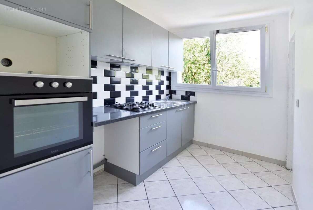 Vente Appartement Crosne(91560) 164 000ï¿œ - photo 4